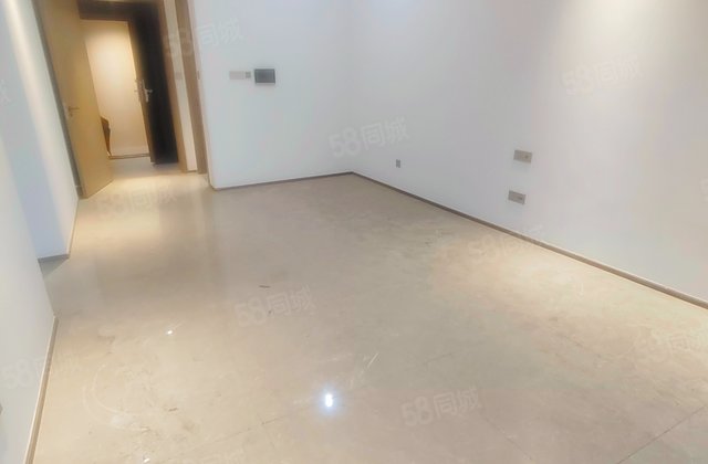 湾区金融城3室2厅101.3㎡210万二手房图片