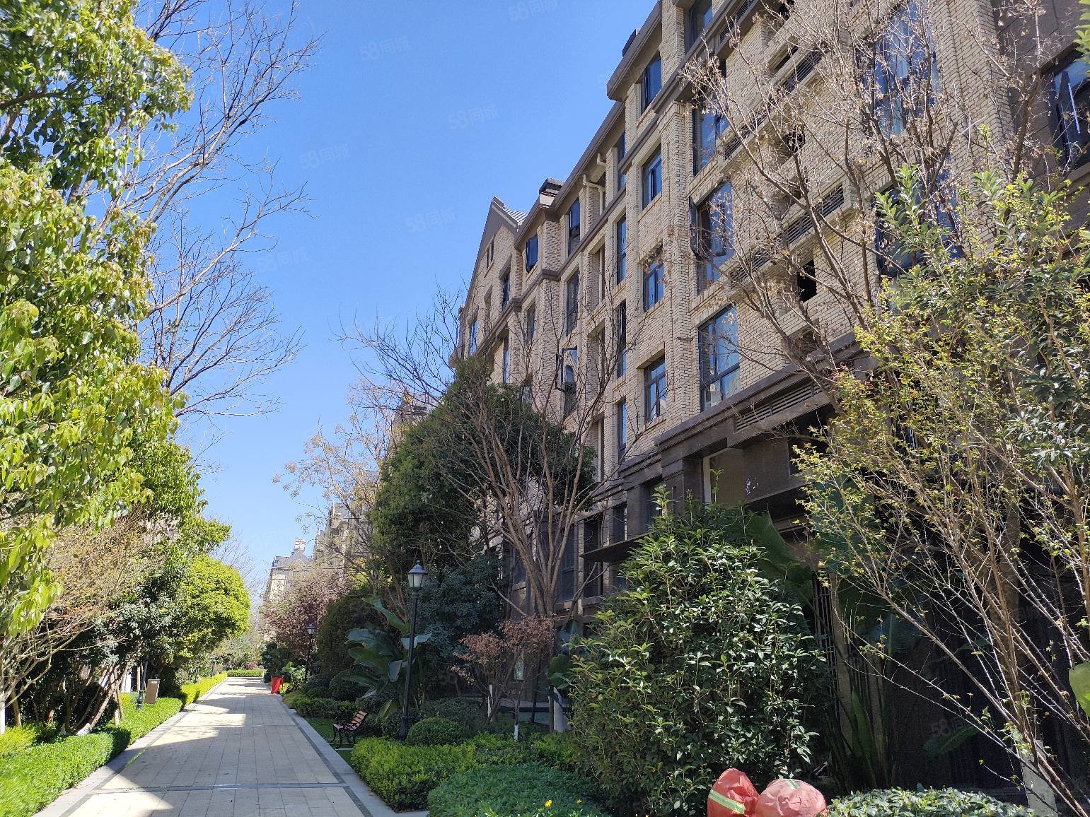 俊发滇池one9组团伯克郡