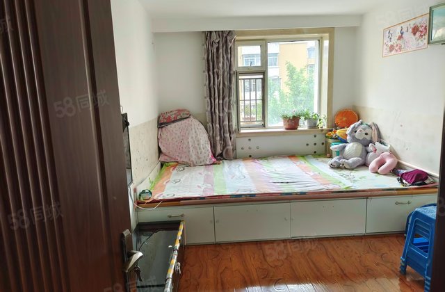 32街区2室1厅64.4㎡31万二手房图片