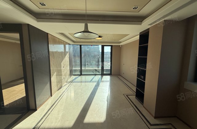 翡翠公园(卓兴路4号院)3室2厅78.02㎡598万二手房图片