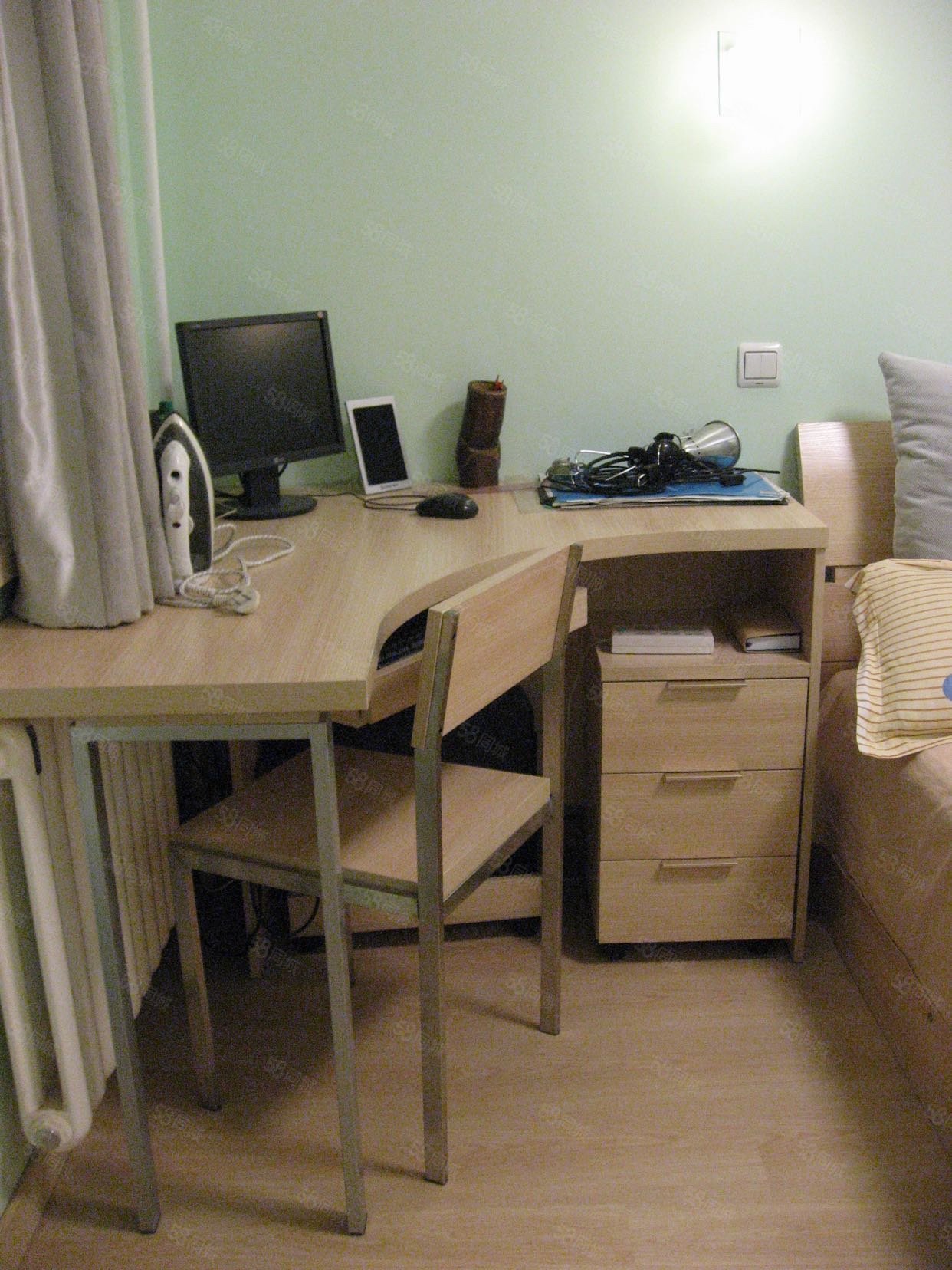 通惠南路小區(qū)2室1廳1衛(wèi)65.62㎡東西225萬