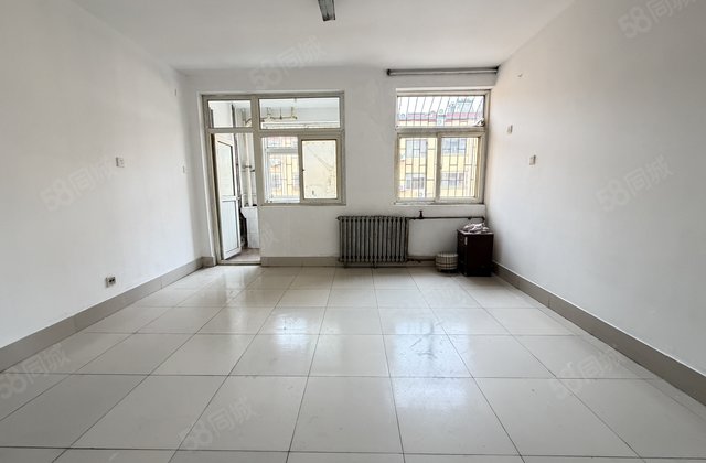 三里铺风景小区 近医院 超低密度 商品住宅 南北通