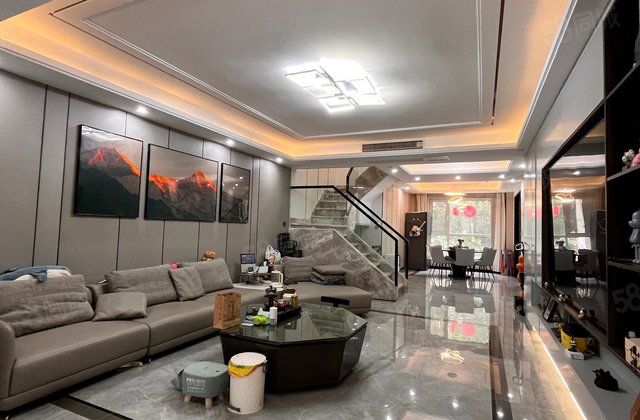 价了 英伦花园别墅 12带下沉 精装四室 一楼有卧室