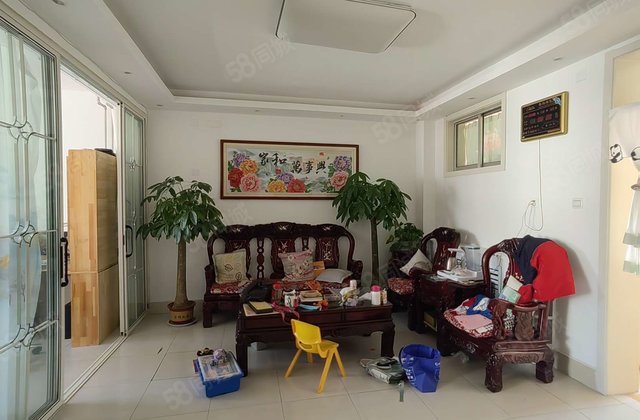 兴华路，东昌中 学付花小区温馨三室经典全明户型带储藏室