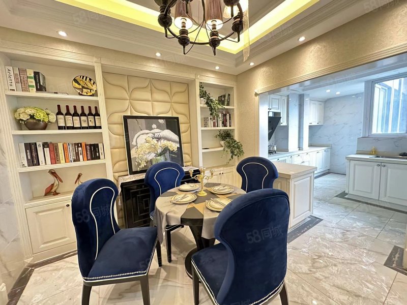 世俊国际3室2厅2卫113㎡南北56.8万