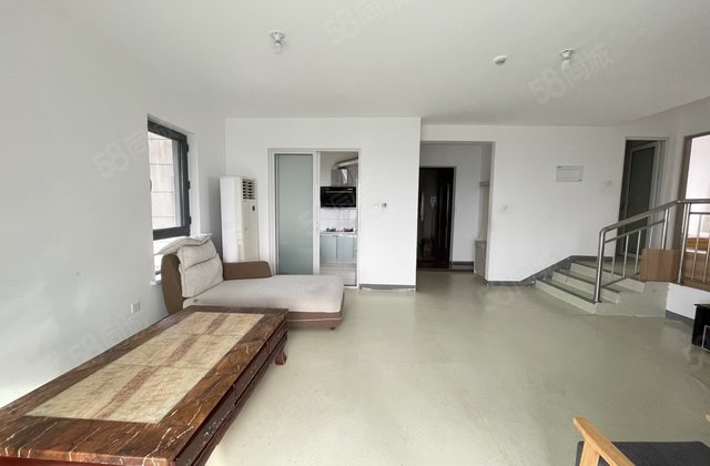 二中附近  观景房 双阳台 锦绣学府 三室 双车位储藏室