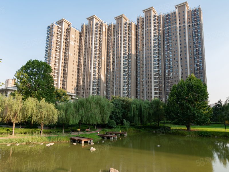 朝南 2室2厅 满二 电梯房 东尚观湖 房东急置换,东尚观湖-西安58同城