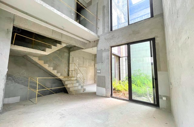 碧桂园铜雀台(二期别墅)3室2厅142.09㎡240万二手房图片