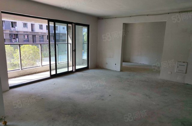 崇文花园4室2厅139㎡302万二手房图片