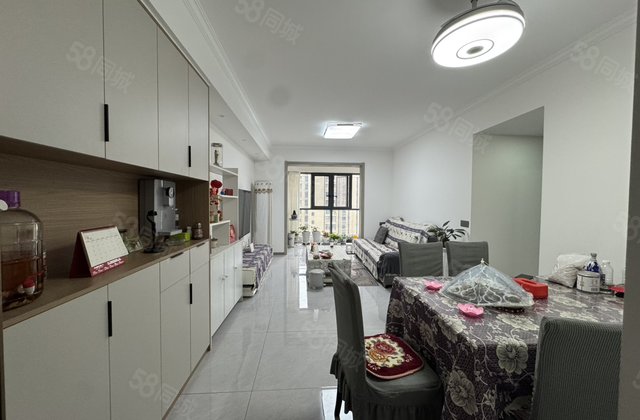 碧桂园城央壹品3室2厅106.23㎡71万二手房图片