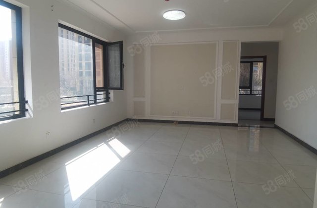 急售 东昌中学 实验旁百合新城东边户 三室两厅两卫 全明户型