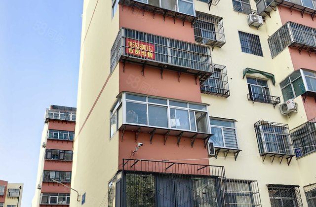 云海小区3室1厅74.33㎡85万二手房图片