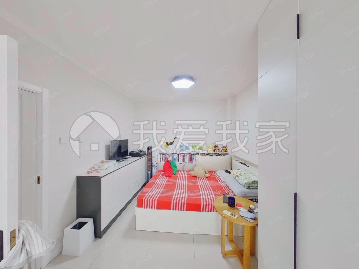 蘇荷時代1室1廳1衛(wèi)66.95㎡東155萬