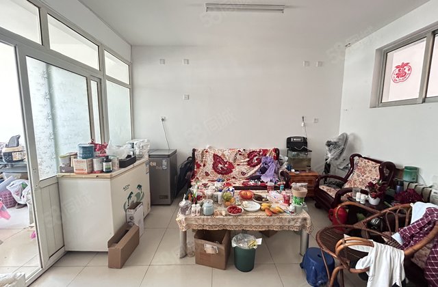 市医院附近 56复式 双证 证上130平 可做4室
