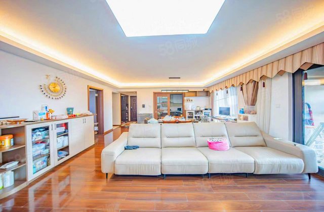 万科金域缇香4室2厅134.35㎡175万二手房图片