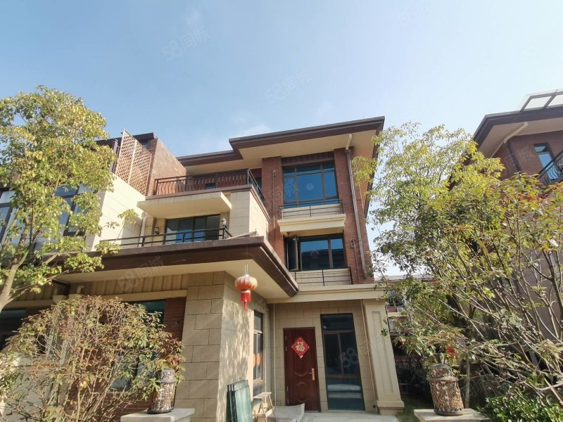 碧桂园中铁天麓一号(别墅)3室2厅3卫123㎡南北139万