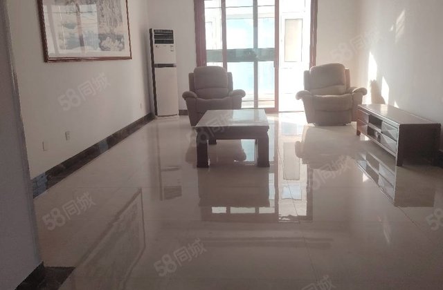 文轩本部，西安交大精装四室带车位，储藏室，随时看房