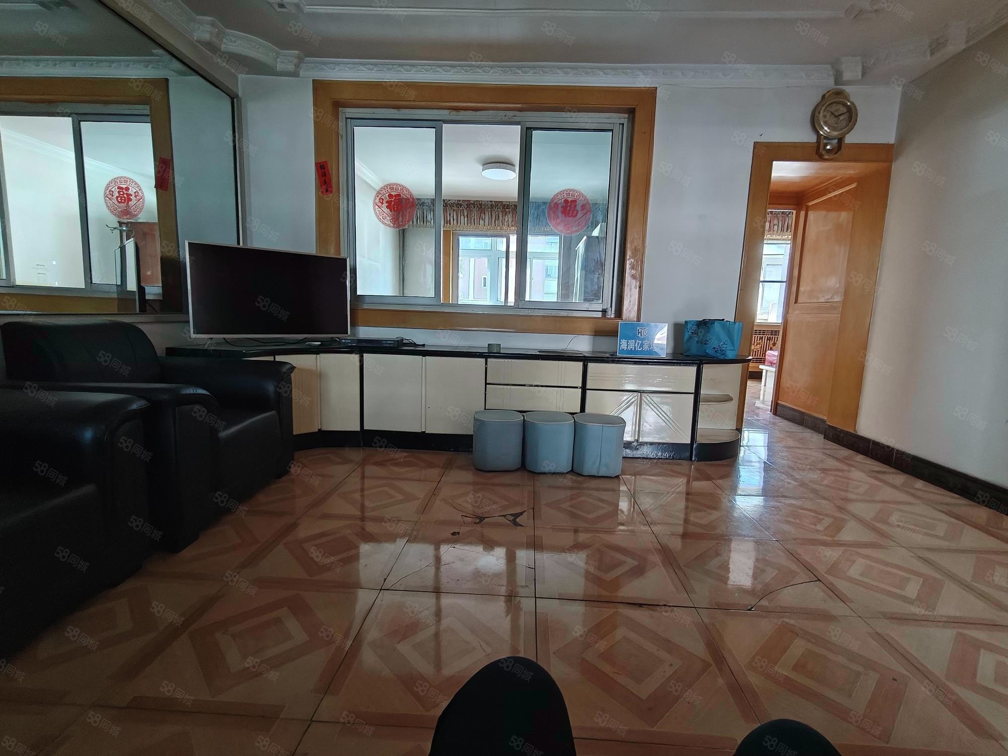 延慶溫泉小區(qū)3室1廳1衛(wèi)102.01㎡南北105萬