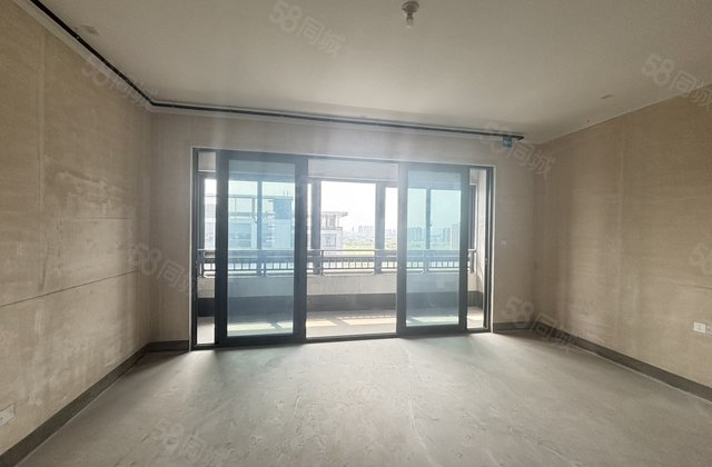 万科君兰锦绣4室2厅140㎡160万二手房图片