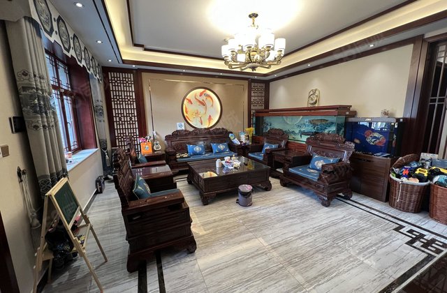 古楼别墅精装修 470平 东昌   5室2厅 南北通透 满二