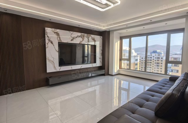 南市区十号地块3室2厅180㎡52.5万二手房图片