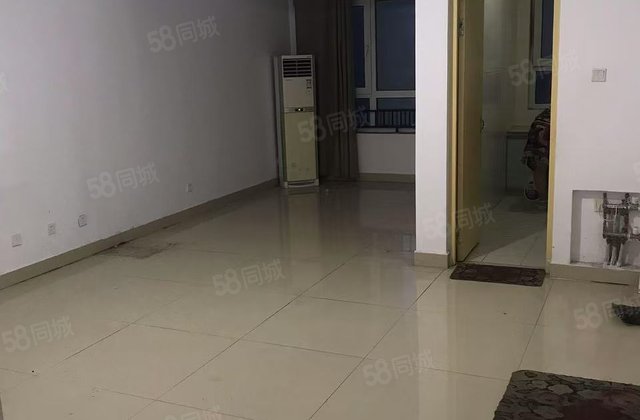 公园首府 南向采光好 出行方便 带电梯 成熟商圈 板楼