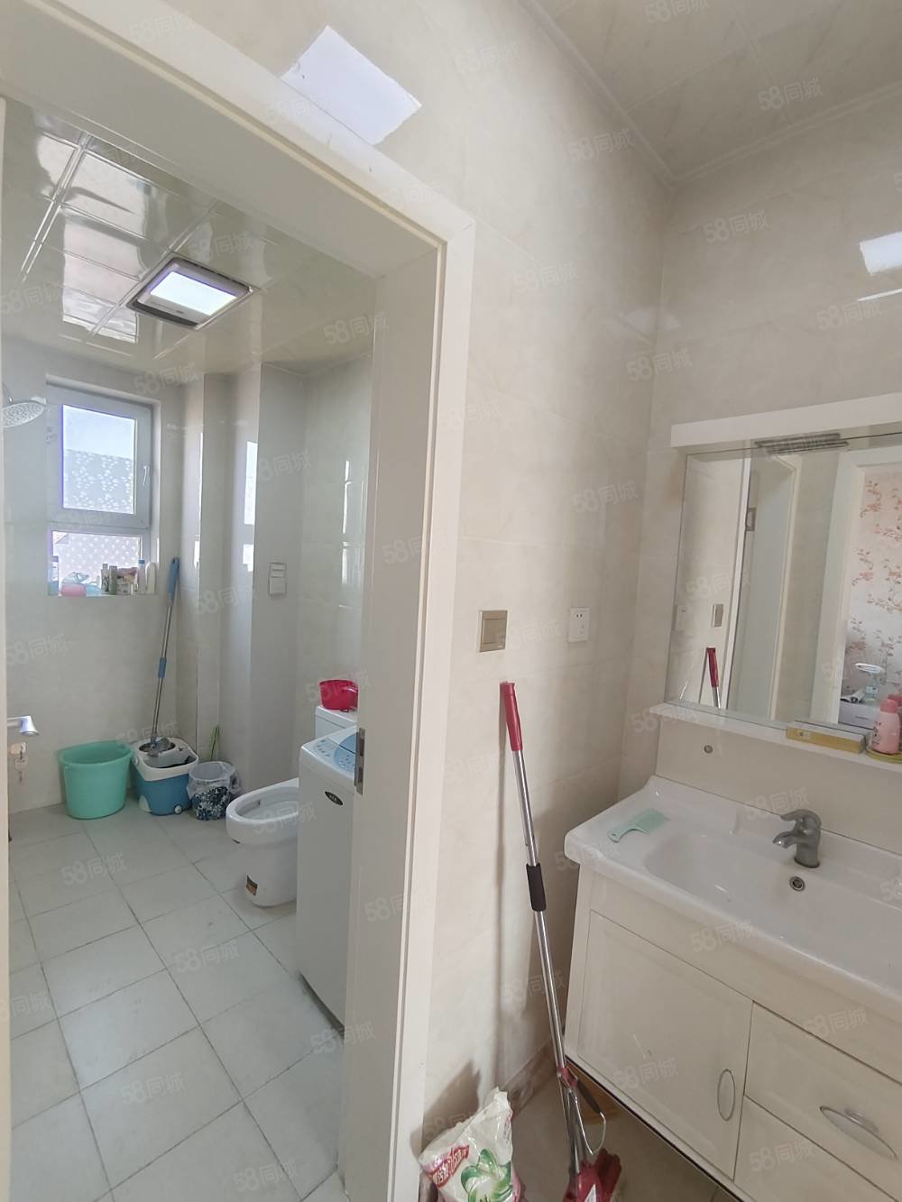 青湖铭城3室2厅2卫150㎡南北55万