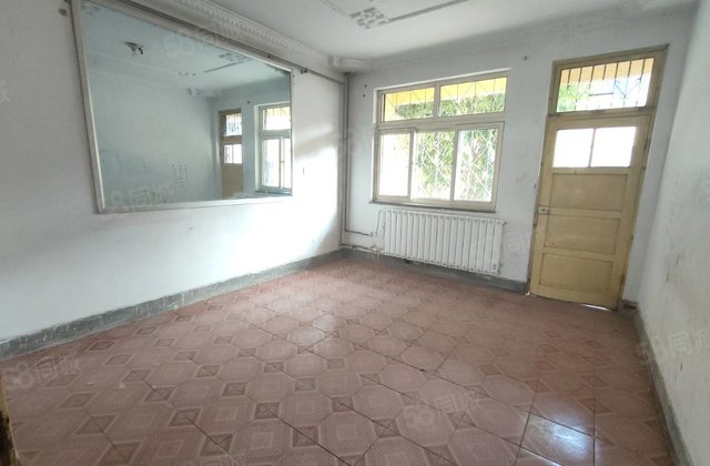 急售，湖北别墅带院带大门，金柱绿城区妇幼乐园实验