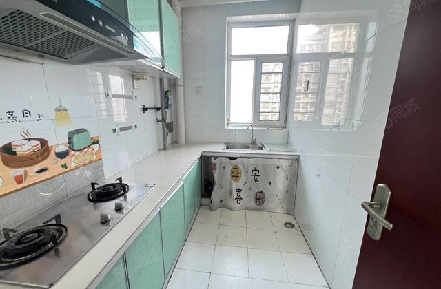 阳光实验电梯大三居 产权清晰 楼层视野好 近湖边 南北通透