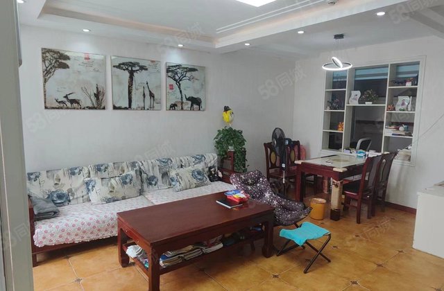 东昌中学 电梯房 交通便捷 高楼层视野好 医疗配套成熟 满二