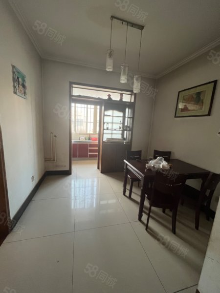 富苑小区 大产权 满五   首付13个