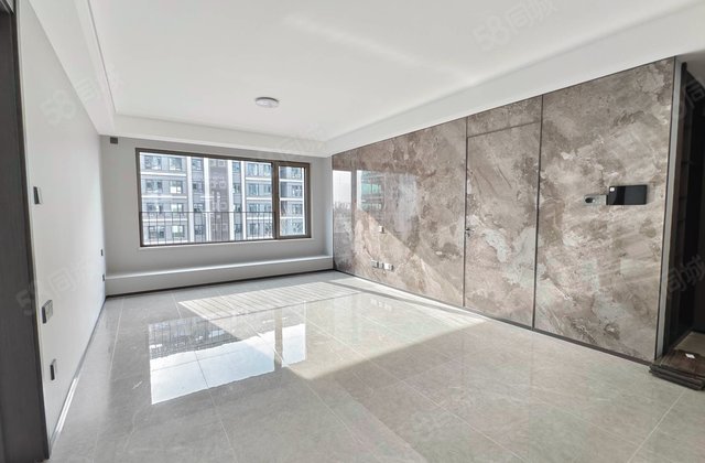 招商璀璨时代4室2厅140㎡650万二手房图片