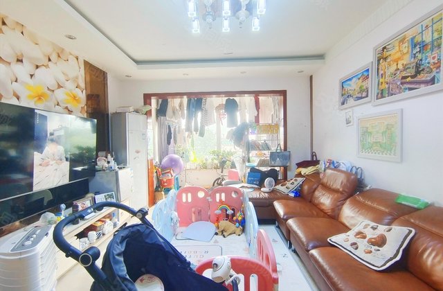 世豪嘉柏3室2厅91㎡158万二手房图片