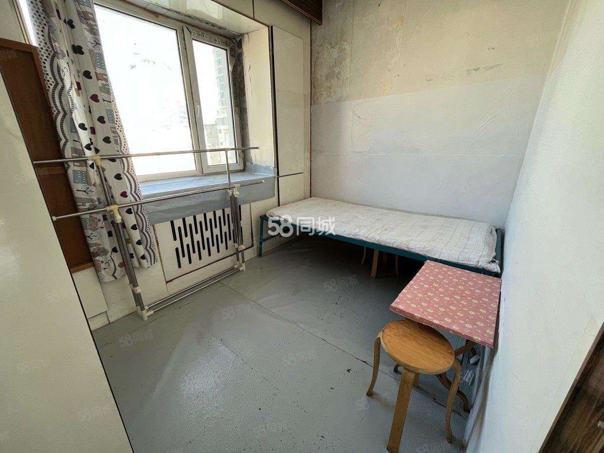 曙光二区2室1厅1卫70㎡南北11.5万