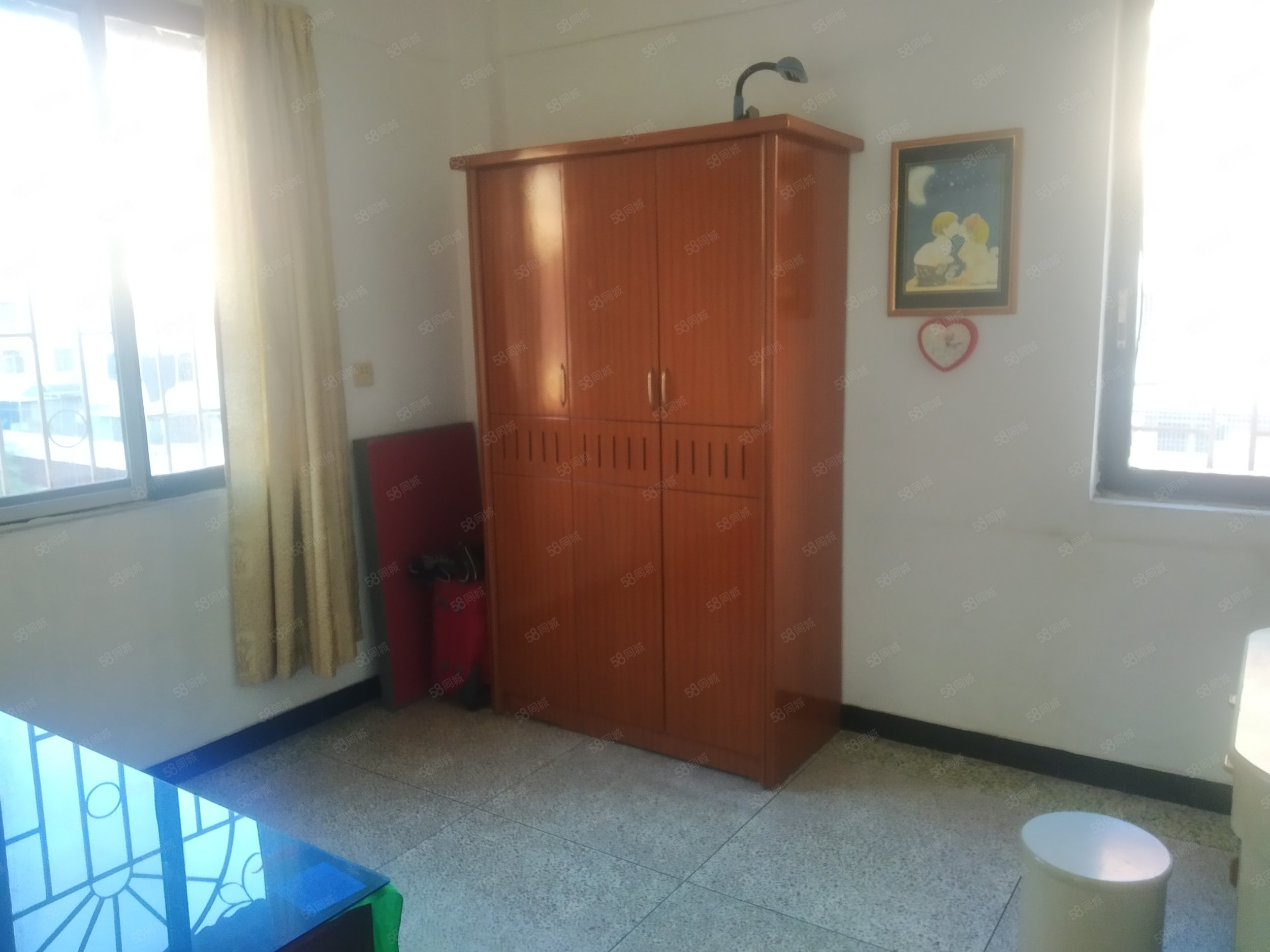 西荣路小区3室2厅1卫104㎡南北28.6万