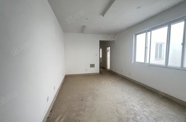 房主给孩留的婚房，因孩子外地发展忍痛出售望湖两室新房未住