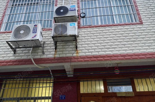 鑫源小区5室4厅378.36㎡120万二手房图片