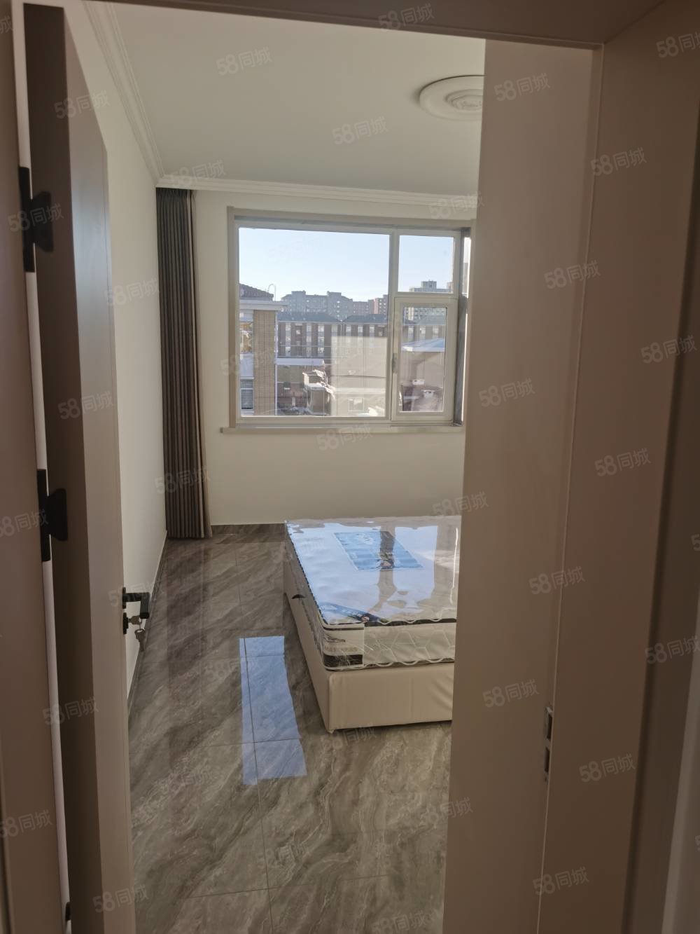 和谐小区3室2厅2卫140㎡南北68.8万