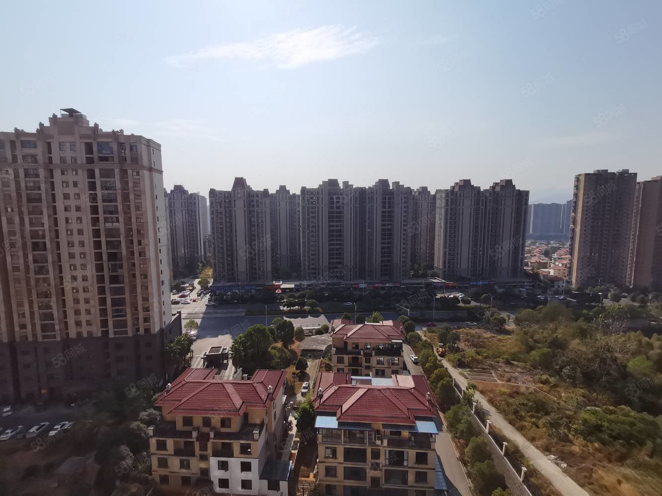 毓秀苑3室2厅1卫101㎡南北59万