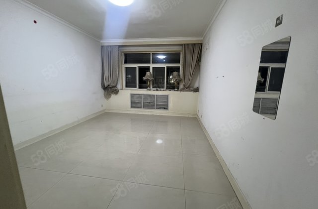 湖边的房，名人苑，乐园小区，停车方便 乐园