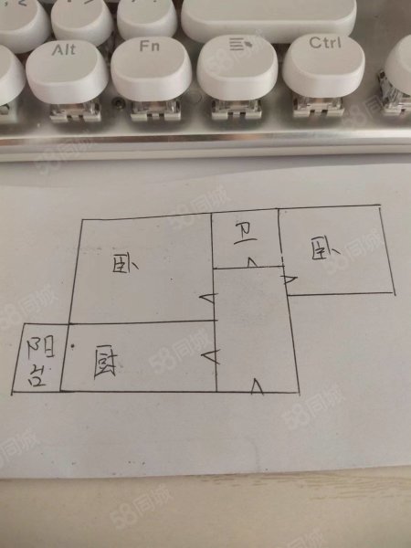 三号院小区3室1厅1卫80㎡南北19万