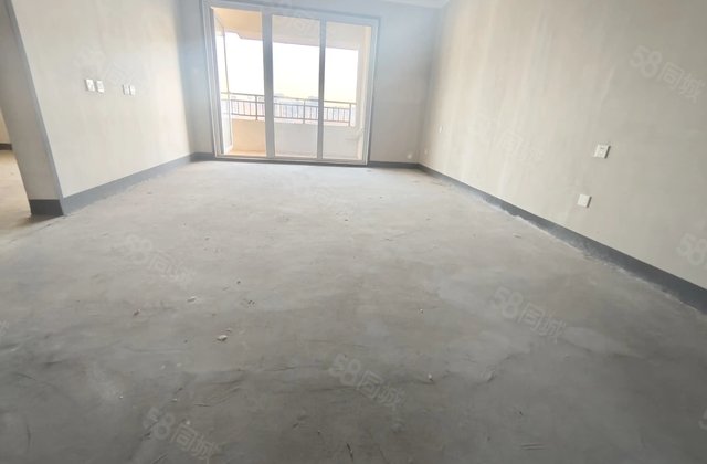 保利时光印象3室2厅126㎡110万二手房图片