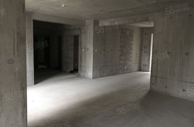 鸿翔逸境4室2厅174.03㎡105万二手房图片