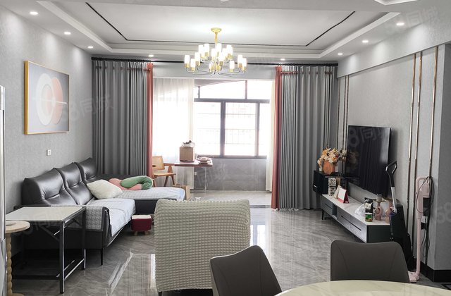 奇石城A区3室2厅141㎡65万二手房图片