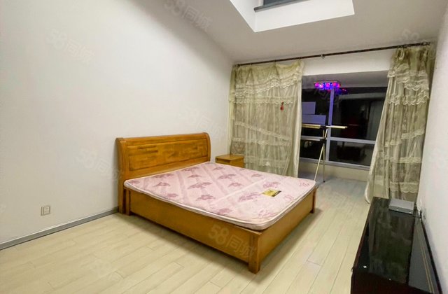 龙祥苑小区3室1厅110㎡56万二手房图片