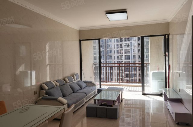 单价8字头,麻章园林小区奥园悦时代首付2成带精装修送家电