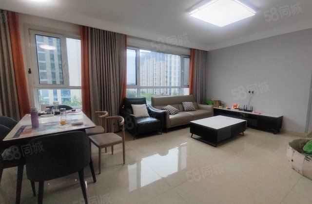 民生凤凰城电梯房小洋房边户车位和储藏室