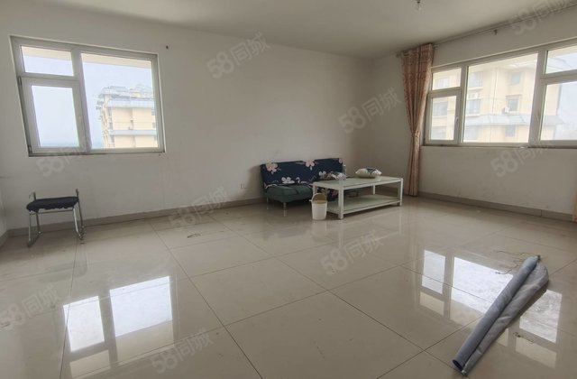 民生凤凰城4号院 小区新 南北通透 小三房 高楼层视野好