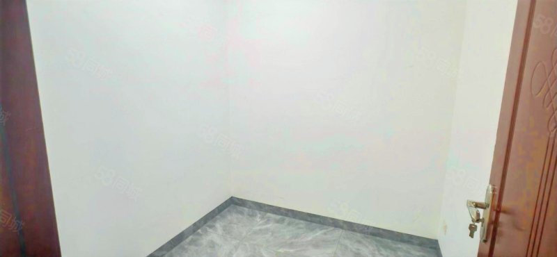 尚东阳光3室2厅1卫85㎡南北106.25万