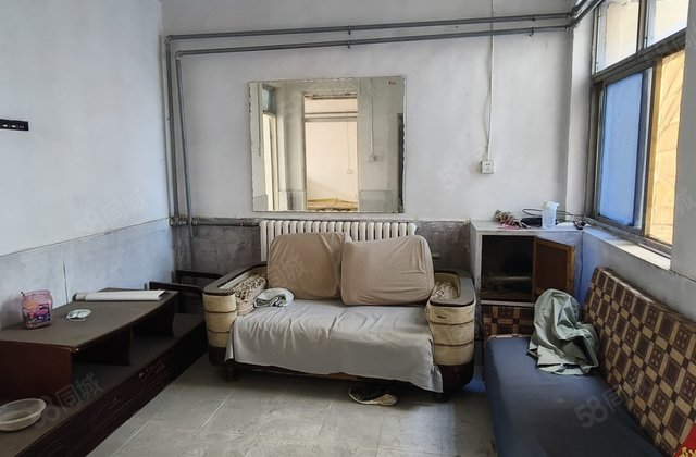 老公安处家属院 交通便捷 商业配套成熟 小三居 低密度社区